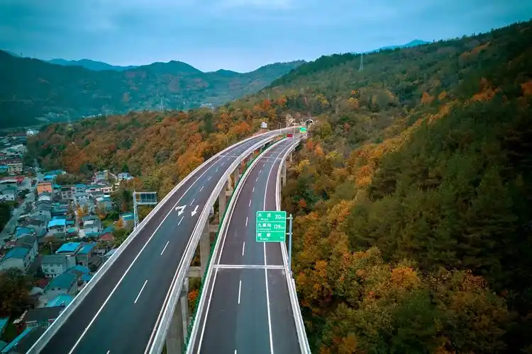 广平九绵高速今日同时正式通车