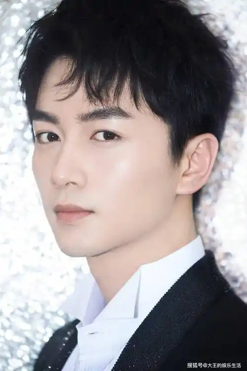 这6位男演员的"桃花眼",不仅好看还勾人!