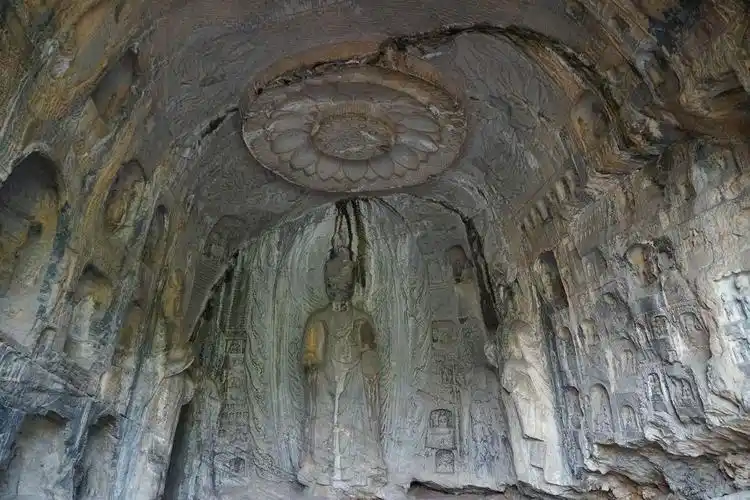 河南热门旅游景点龙门石窟旅游攻略低音号免费语音导游