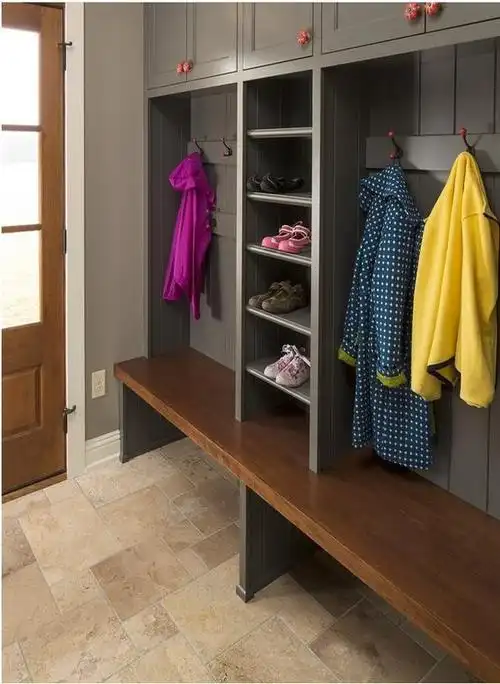 北欧风格大户型衣帽间吊顶装修图片北欧风格大户型储物柜图片装修效果