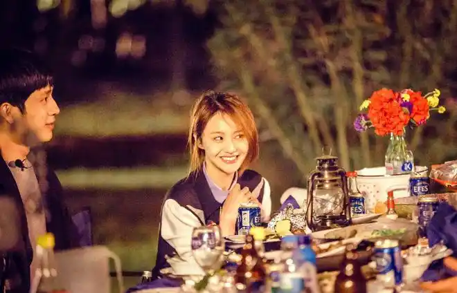 郑爽再谈花儿与少年坦言每天都在痛苦中度过大写的心疼