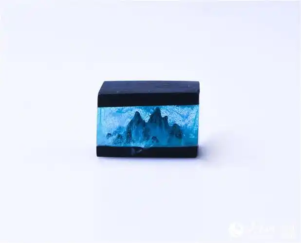 香甜诱人的水果竟是女孩的耳饰 高校滴胶手工艺品大赛颜值爆表