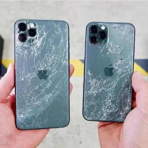 iphone11系列花式碎屏秀你觉得哪台碎的有艺术感