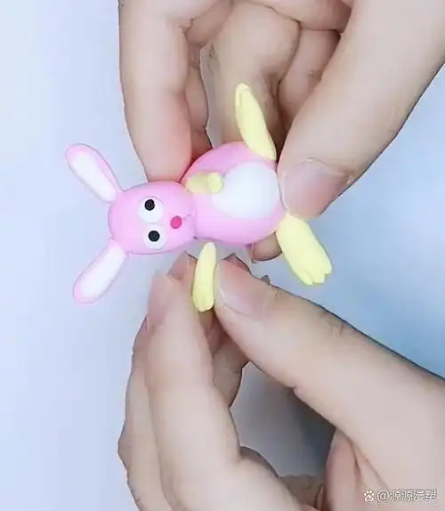 橡皮泥怎么做兔子