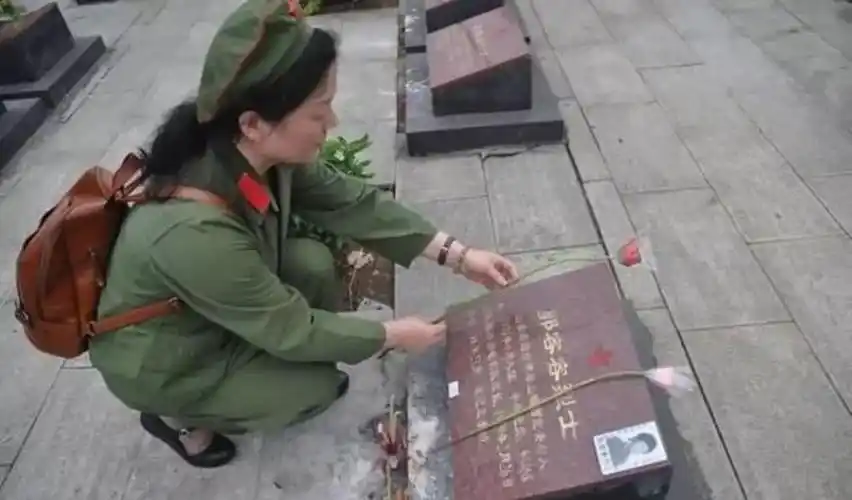 图 郭容容烈士永远活在人们心中不幸的是,郭容容这样一个思想积极又