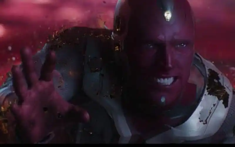 旺达幻视 第6集 结尾 幻视设法逃出妻子的魔爪,旺达为救夫发大招!