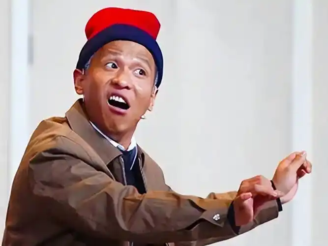 43岁宋小宝爆改成王嘉尔,一下年轻20岁,网友:以后小品看谁_印象_感觉