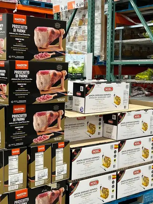 从costco搬了一整条14磅的西班牙猪腿回家