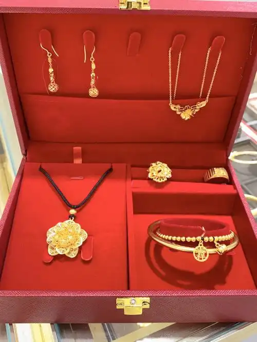 结婚不买以后更没机会了黄金婚庆套装