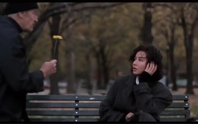 电影美学|秋天的童话|"像一张泛黄的信纸,"娓娓道来了一个美丽的故事