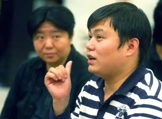 当年明月靠天赋写作的公务员3年7本书斩获4100万版税