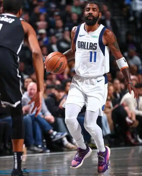 安踏欧文一代价格出来了,899元,你会买吗?_球鞋_脚踝_测评