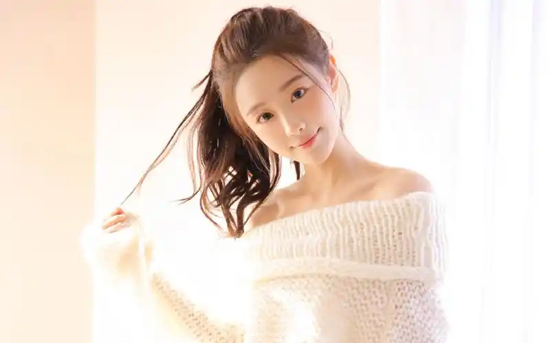 清新元气少女图片桌面壁纸,温柔甜美的小仙女,朦胧美感脱颖而出,完美