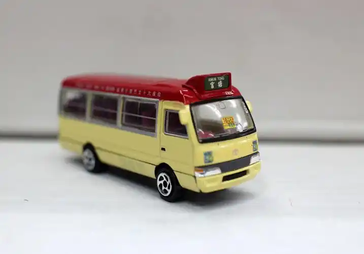 香港微影tiny 1/64车模 丰f田客车公共汽车模型 香港小巴士官塘线