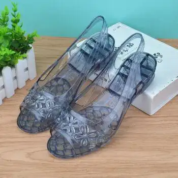 鱼嘴塑料凉鞋女夏季坡跟透明果冻鞋防滑休闲软底塑胶妈妈水晶凉鞋黑色