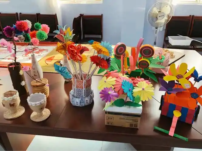 苗山镇中心幼儿园教师手工作品大赛