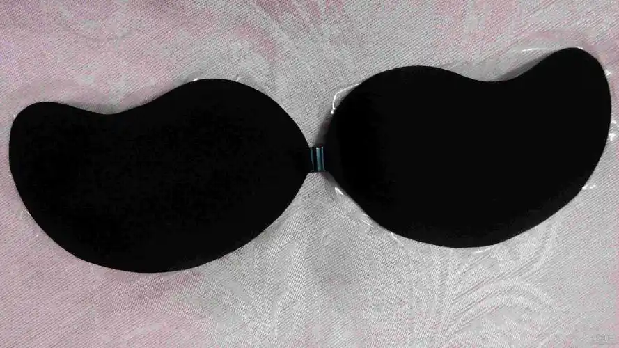 聚拢硅胶隐形文胸