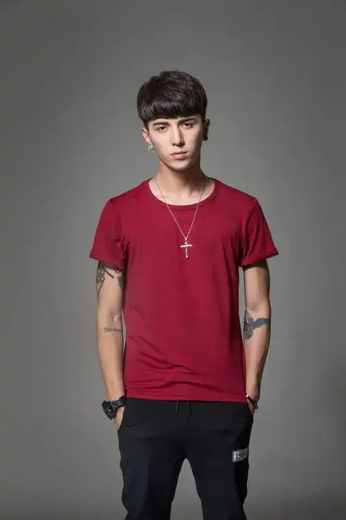 新款跑量棉圆领短袖t恤男打底衫半袖纯色百搭休闲时尚汗衫批发潮