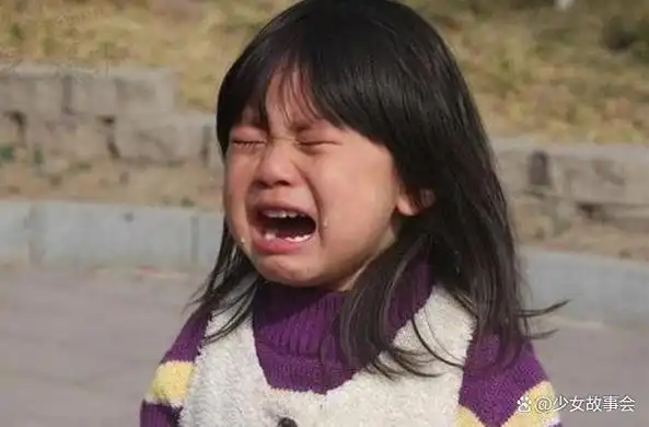 女孩就该被轻视吗爸妈离婚时为争弟弟大打出手对我却漠不关心