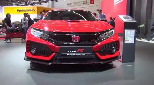 2020款红标本田思域civic亮相,坐进车内那一刻,我瞬间心动了!