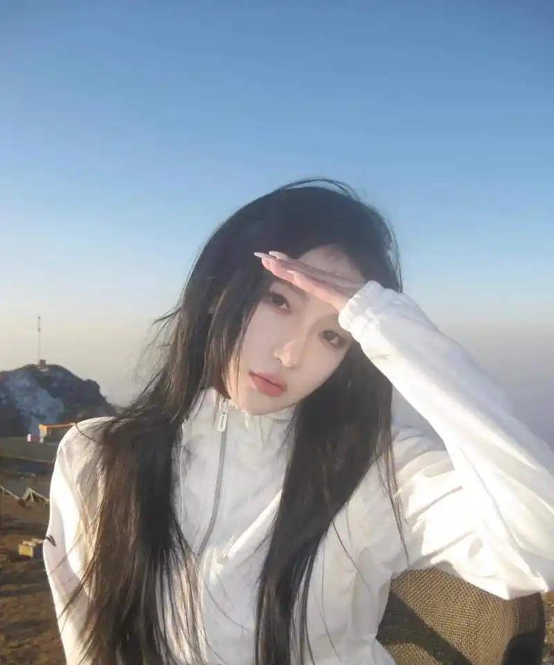 佳能ixus80 is 小姐姐自拍返图.佳能复古数码相机ix - 抖音