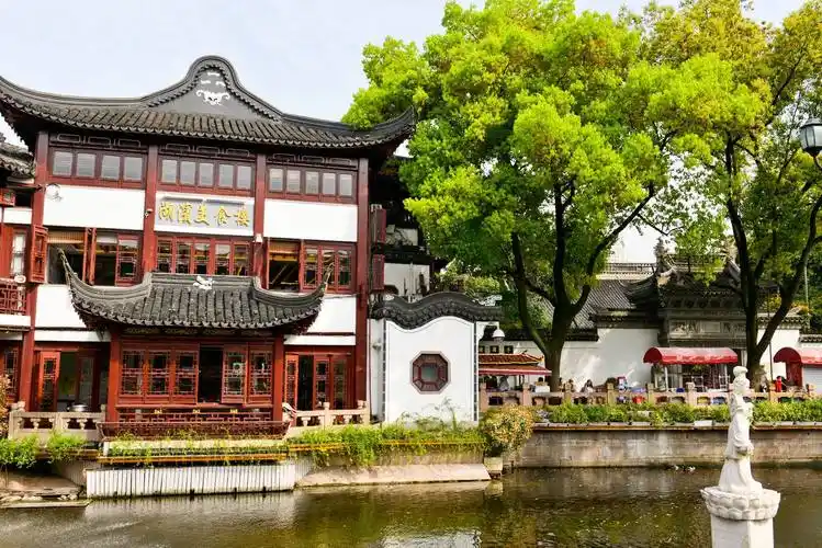 上海有哪些旅游景点(上海值得一去的十大旅游景点)