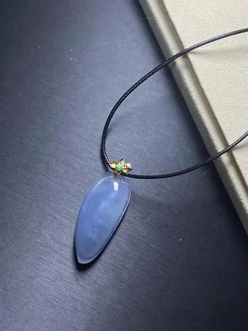 翡翠冰妖紫福瓜镶18k金扣头