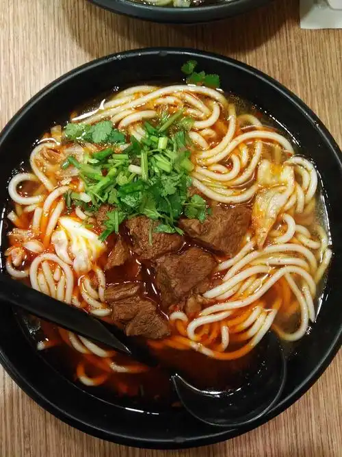 鑫花溪牛肉米粉(文星广场店)