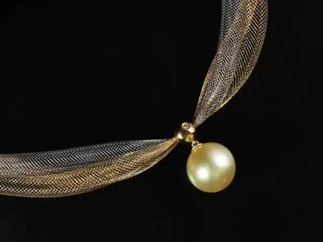 珍珠里的彩色真的稀有吗?彩色珍珠一定比白色珍珠贵吗?