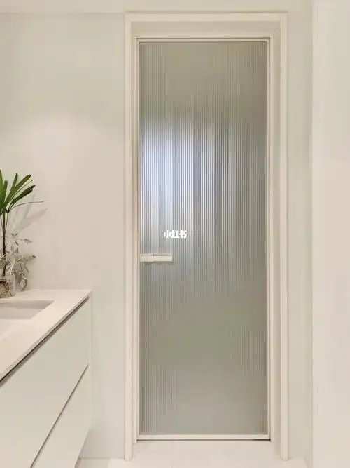 极窄双包卫生间门