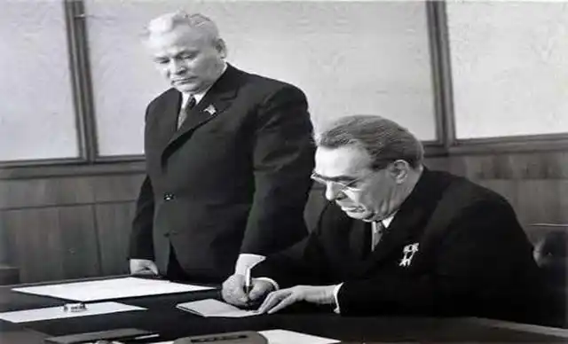 契尔年科无论与勃列日涅夫本人还是其家庭成员关系都很好,这种关系使