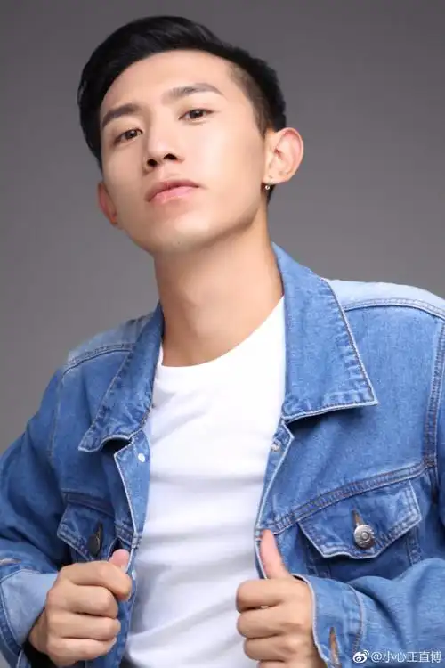 td正直博帅气迷人写真照片9p