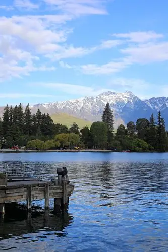 标题:新西兰 瓦卡蒂普湖