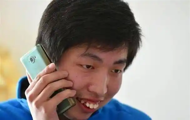 智商只有11?脑瘫少年周玮,15岁参加《最强大脑》被公认是天才