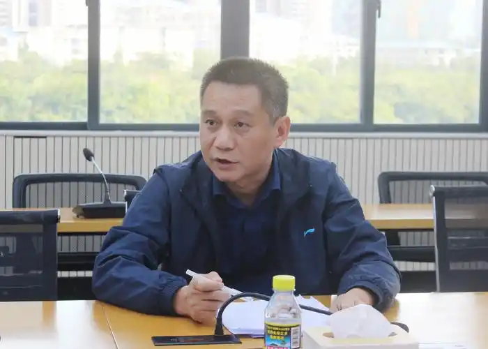 四级调研员谢建强