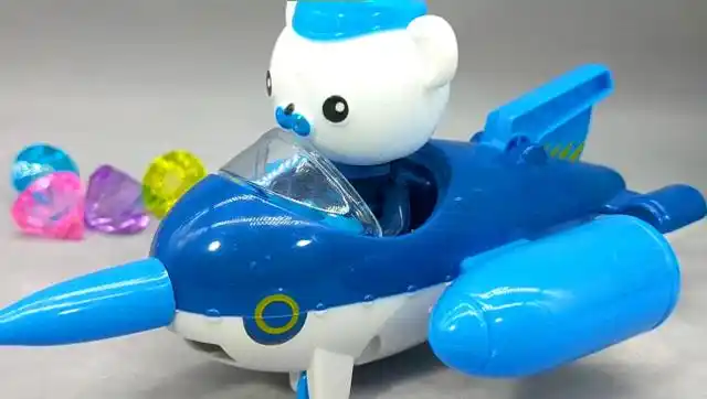 海底小纵队旗鱼艇探险!巴克队长挖掘宝藏啦!