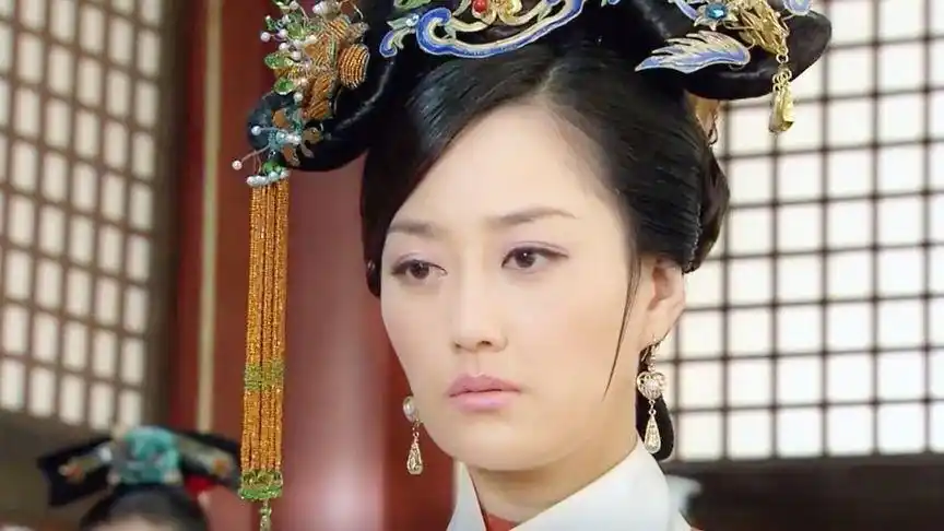 新还珠格格:令妃这心机女孩,在皇上面前上眼药!皇后玩不过她!