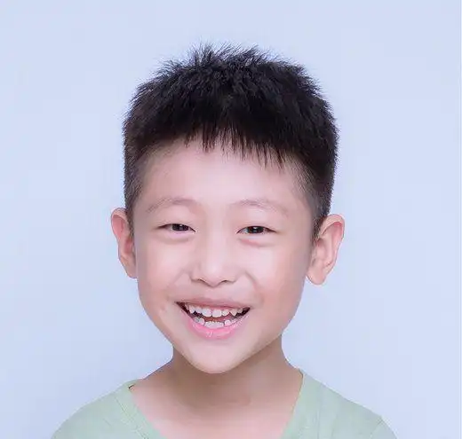 男童变潮要从"头"开始 小男孩最新炫酷短发造型图片