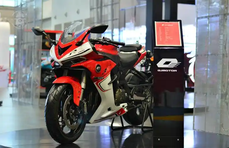 国产首款四缸仿赛qjmotor赛600争议的背后到底能不能买