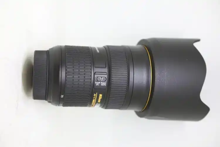 顶级尼康24-70f2.8镜头全新成色低价销售
