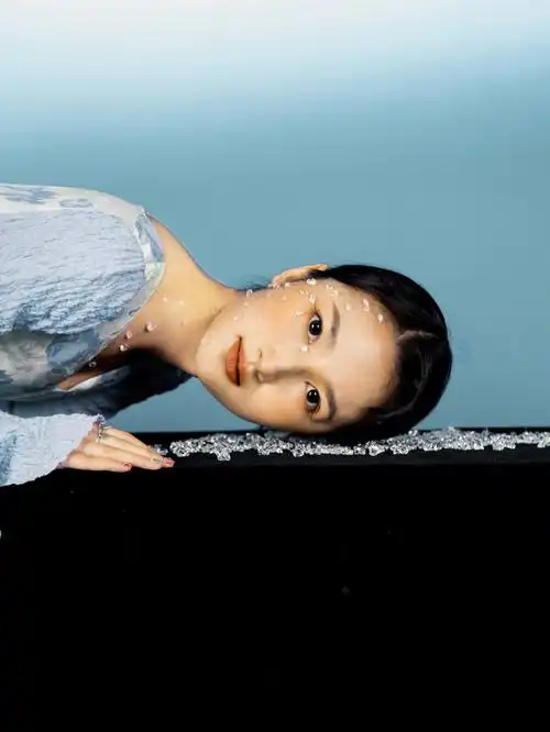 高级感写真创意妆容拍照姿势影棚拍摄