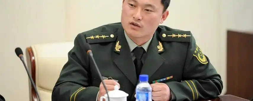 武警连长是什么级别