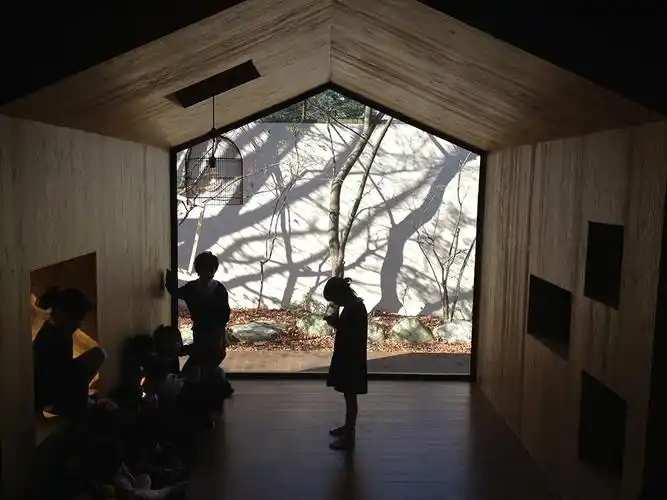 韩国儿童艺术中心--大空间面积495万平方米