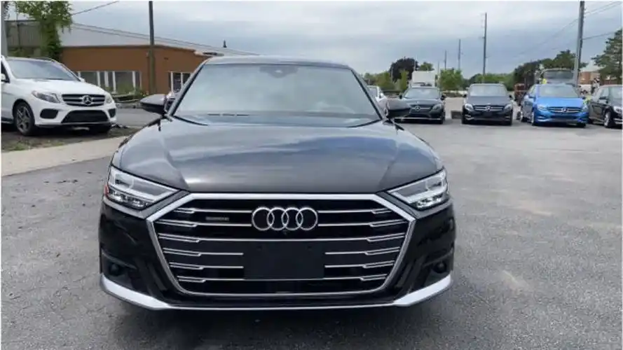 21万拿下2020年的奥迪a8l库存车,外观大气内饰豪华,越看越喜欢