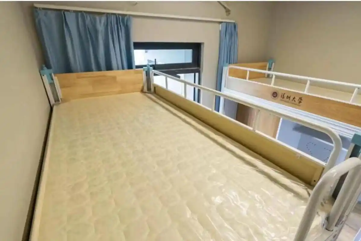 93深圳大学(丽湖校区)|这宿舍条件好羡慕06 出情报啦6015