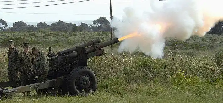 m101式105毫米榴弹炮