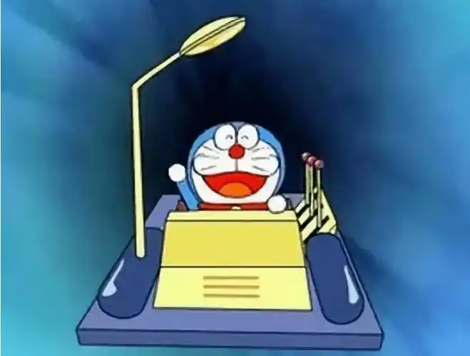 有时候特别想拥有哆啦a梦的时空穿梭机回到过去的时光看看曾经的自己