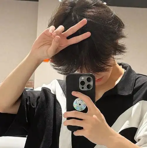 男头##ins风##头像库##真人男头##男生头像