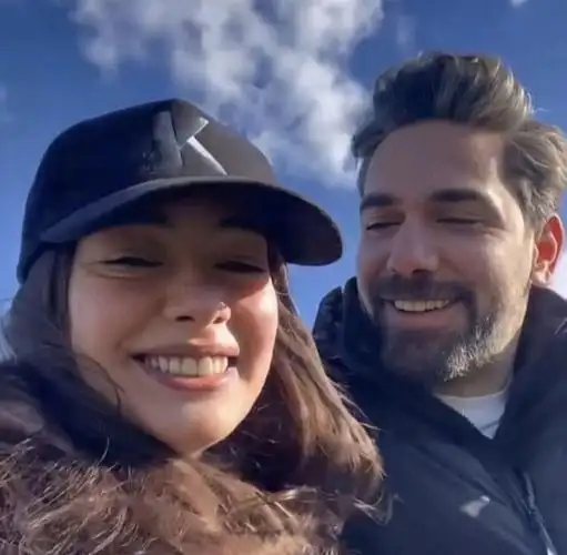 情侣头像分享  #欧美情头  #奈斯丽汗neslihan和丈夫  #neslihan