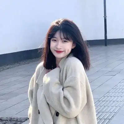 笑得很开心的女生头像图片别惹爱笑的女生哭